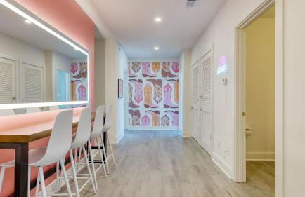 36 Guests on Music Row Bachelorette Suites Glam Room 5 Minutes to Downtown - Foto 7