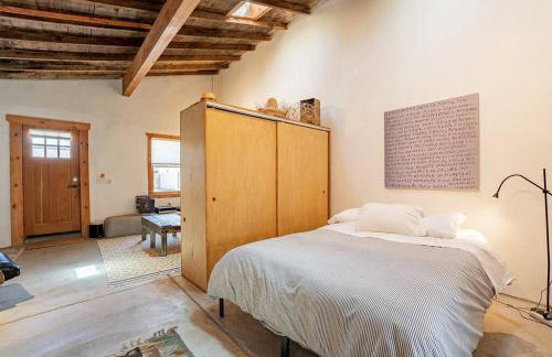 Modern Historic 1900 Adobe Bungalow in Downtown - Foto 6