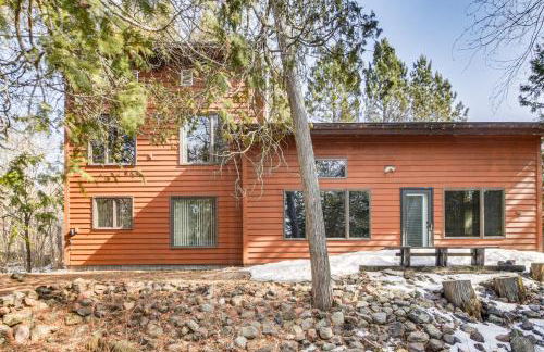 Family Cabin with Private Dock on Caribou Lake! - Foto 29