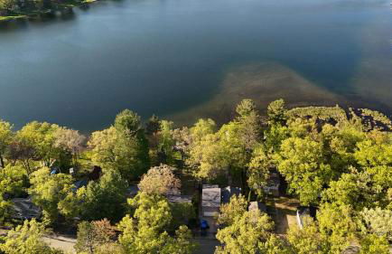 Seven Oaks at Bass Lake - Lakefront Getaway! - Foto 15