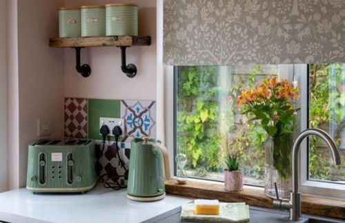 Field View Cottage hottub, dog friendly great view - Photo 7