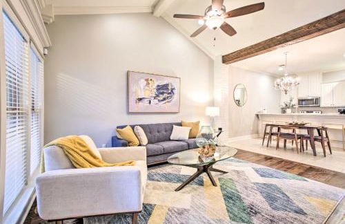 Dreamy Prairieville Townhome with Deck and Yard! - Foto 4