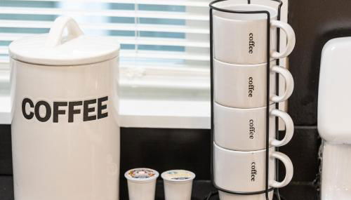 Skyrise Two Stories - Centrally Located - Foto 5