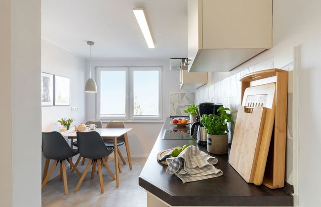 Holiday Home on the Mountain With Views - Photo 13