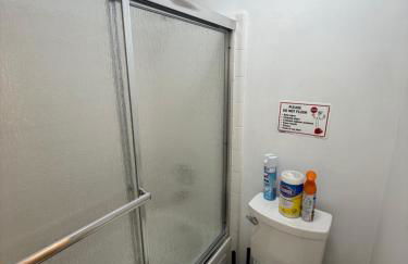 Emmanuel House - Photo 6