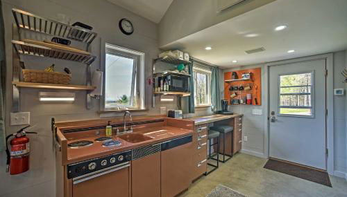 Fire Pit and Gas Grill Secluded Studio in Milford! - Foto 5