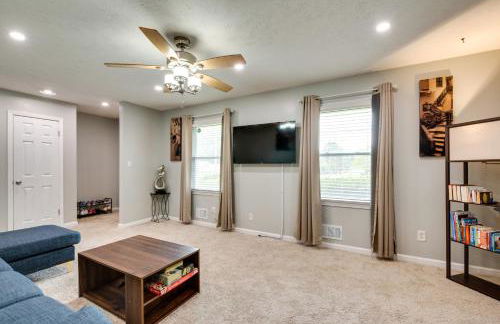 Family Home with Yard - 25 Mi to Downtown Atlanta! - Foto 6