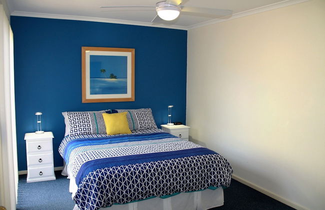 Seafaring at Fingal Bay - Photo 3