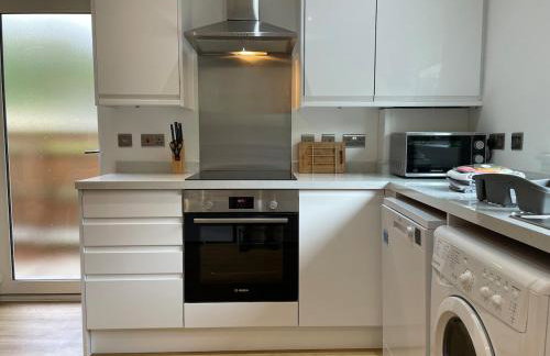 Iris Group Stay 8-BR Free Parking - Foto 2