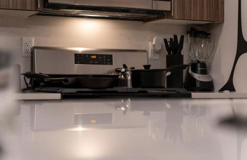 Luxury Lookout with NYC view, 2BR plus Free Parking, Sleeps 8, 20 Percent Off - Foto 43