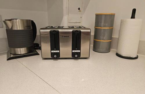 Stylish 1BDR Flat with 24hr Concierge East Croydon - Foto 13