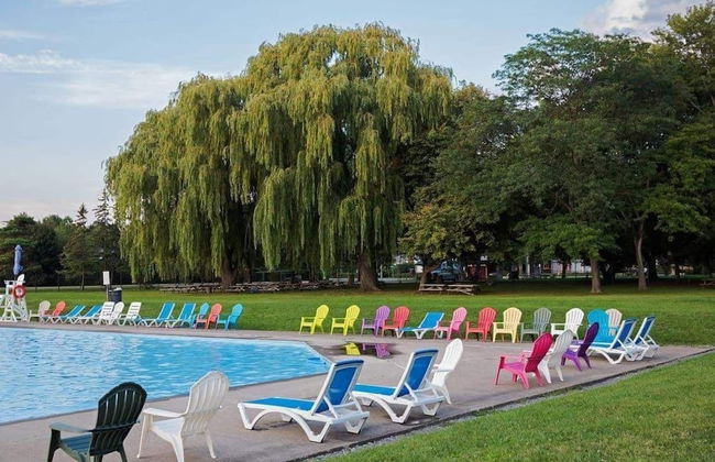 Falcon Cottages - Photo 51