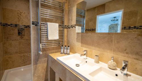 Stunning 4 bedroom house in Wadebridge, Cornwall - 2 living rooms and superking beds - Foto 4