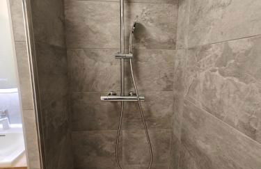 GARE, T2, Vue Bastille et Belledonne, climatisation, neuf - Foto 11