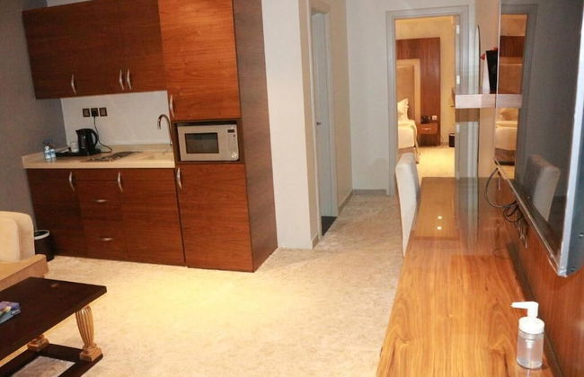 Crown City Hotel - Foto 16