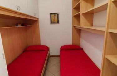 Luminoso alloggio vista mare, comodo alla spiaggia - Foto 8