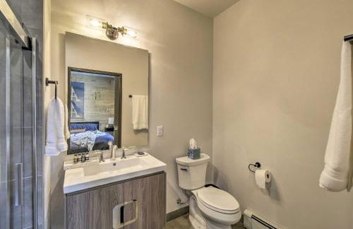 Elkhart Lake Townhome - 3 Mi to Road America! - Foto 15