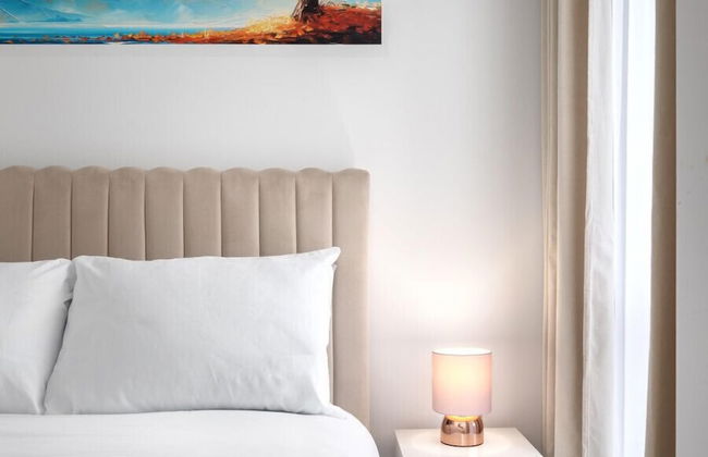 Elegant Spacious Luxury 2 bed Apartment Sleeps 6 - Foto 1