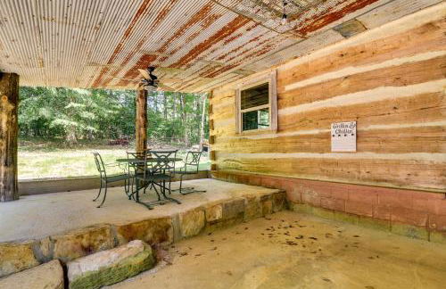 Glasgow Getaway with Patio, Fireplace and Grill! - Foto 23