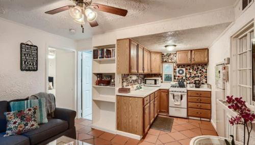 Flamingo Casita - Wander through a Garden Hideaway with Shared Pool - Foto 4