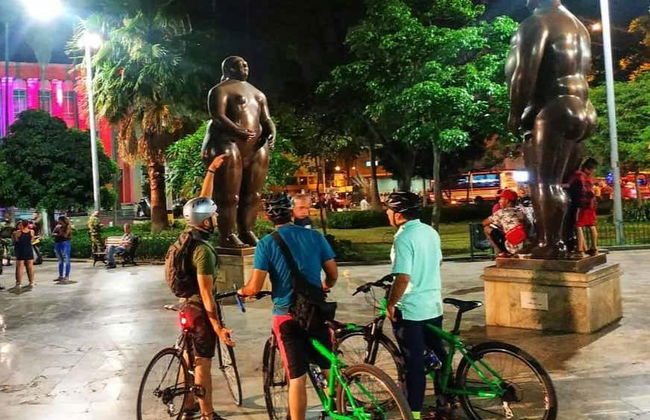 Tour en bicicleta por Medellín - Foto 7