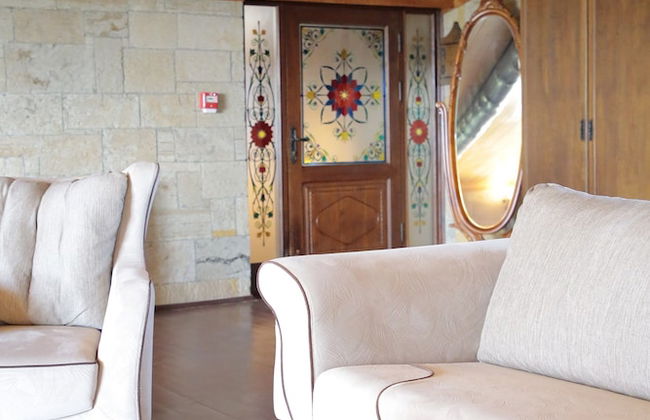 The Mira House - Photo 45