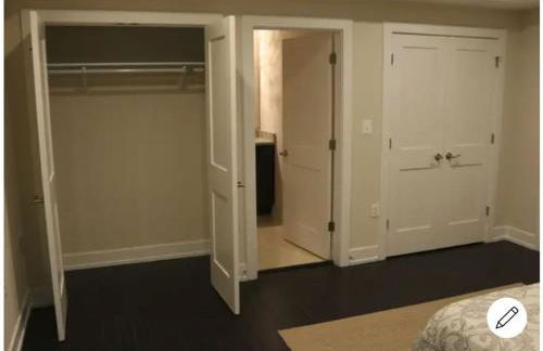 Entire 3 bedroom Private Luxury Condo - Photo 7