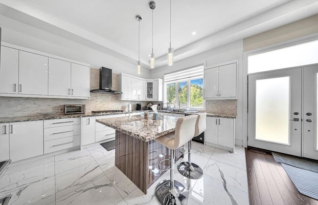 Dazzling Home Next to Beach & Go Station - Foto 23