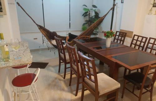 Ponta da Praia amplo 3dorm 3ban frente ao mar - Foto 10