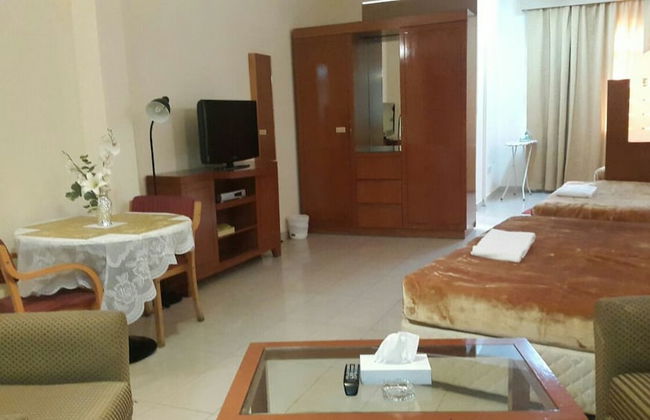 Al Raien Hotel Apartment - Foto 1