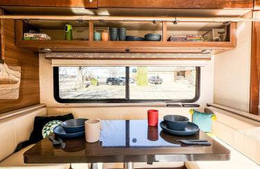 Navi- HUGE yard- MEGA playset- CUTE RV - Foto 2