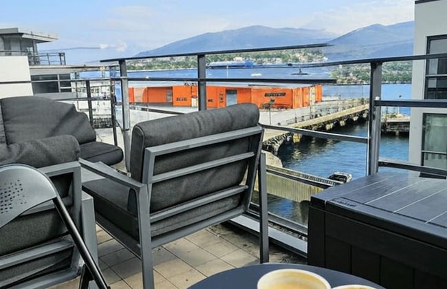 Free Parking Space, Balcony, Prime Location - Foto 1