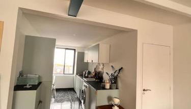 Appartement duplex rénové, plein bourg, vue mer - Foto 3