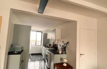 Appartement duplex rénové, plein bourg, vue mer - Foto 3