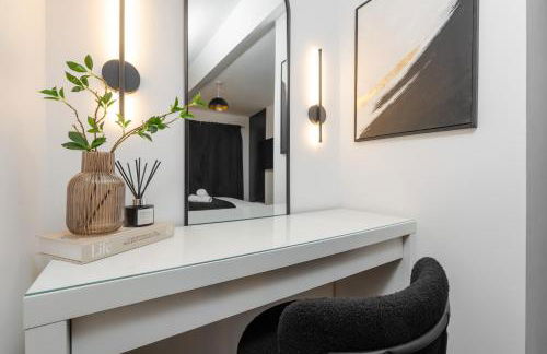 New Modern 2 Bedroom Central Apt Greater Manchester, Sleeps 5, Near Airport with Great Transport Links - Foto 27