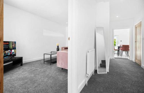 Family Contractors 3 bed house free parking sleeps7 - Foto 12