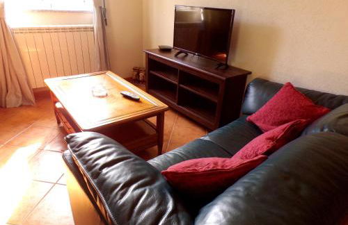 Peaceful villa in São Martinho de Mouros with private pool - Foto 10