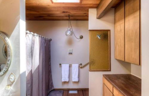 Breathtaking Beach House with Fireplace and Gorgeous Sights in Otis, Oregon - Foto 16