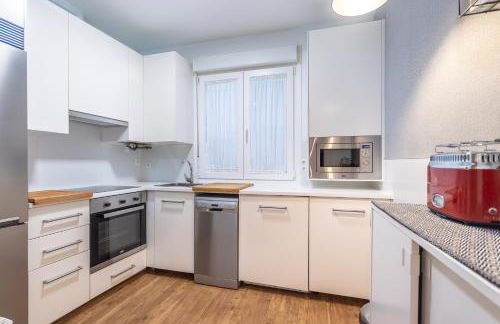 Amplio y acogedor junto al Ayuntamiento - Foto 23