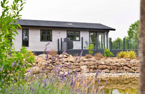 Finest Retreats - Cambridge Luxury Lodge - Foto 2