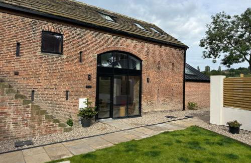Threshing Barn- Modern 5 Bed, 10 person, Barn Conversion in a Rural Location with Great Access - Foto 19