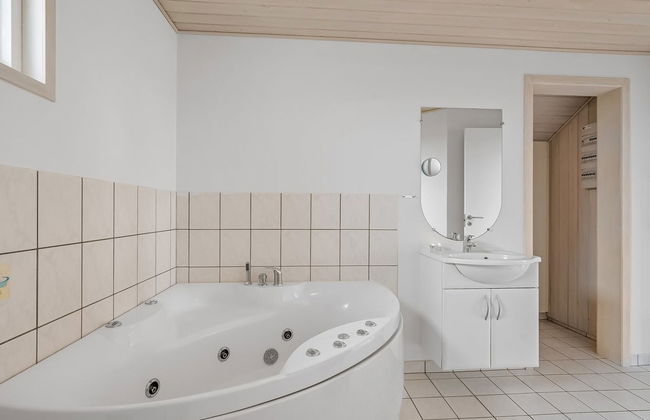 "Erland" - 500m from the sea - Foto 22