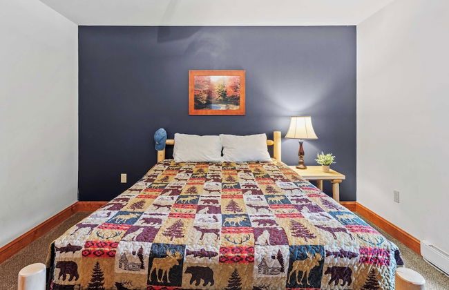 Bear Paw Lodge by Avantstay Hot Tub, Deck, & Fire Pit - Foto 31