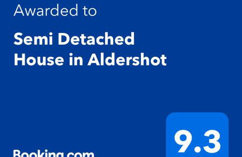 Semi Detached House in Aldershot - Foto 2