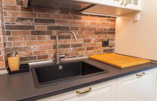 Accogliente Appartamento a pochi passi dalla Metro, San Siro e con Aria Condizionata - Foto 10