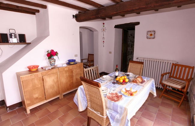 Holiday House Overlooking Lake Near Tuscany - Photo 79