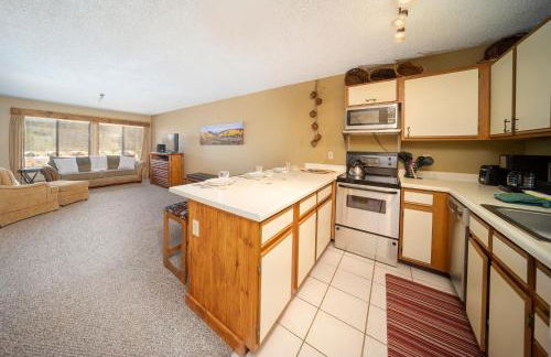 Snowblaze Condos Building E unit 310 by Stay Winter Park - Foto 12