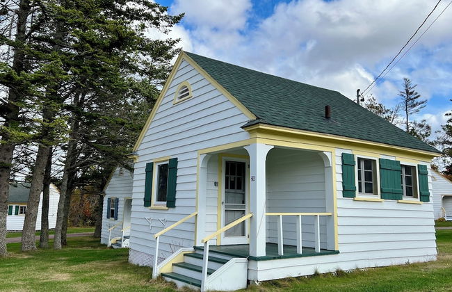 Green Gables Bungalow Court - Photo 42