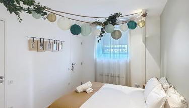 So Guest- Pépite de charme proche cathédrale, climatisation Parking - Foto 4