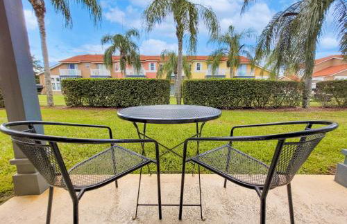 Family Getaway Townhome at Lake Berkley 15min to Disney - Foto 22